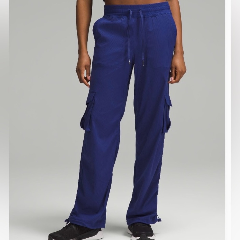 Lululemon Dance Studio Relaxed Fit Mid Rise Cargo Pant Larkspur Size Medium